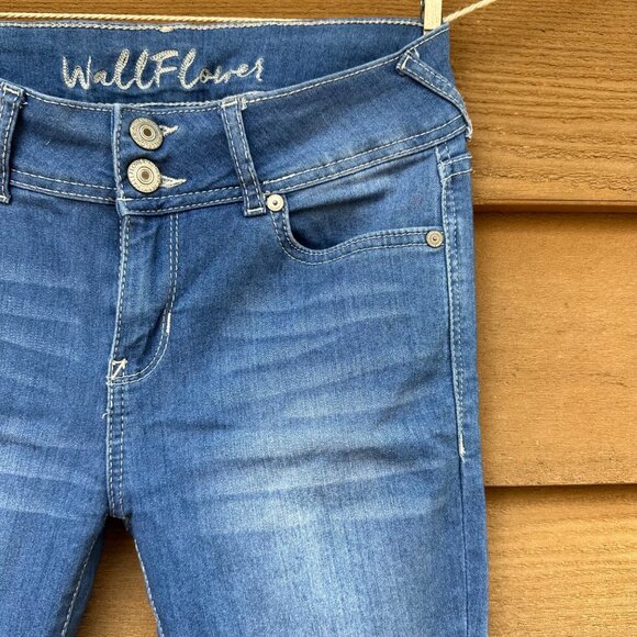 Wallflower Skinny Stretch Double Button Mid Rise Blue Jeans Size 7 - Picture 4 of 12